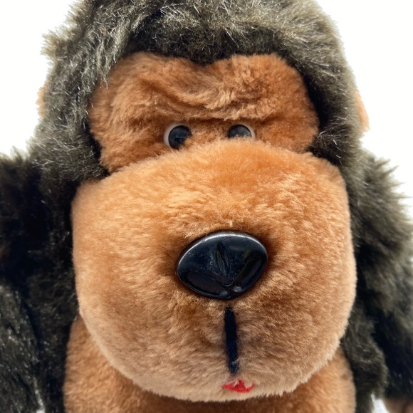 Vintage Dakin 1982 Stuffed Gorilla 13” Plush - Picture 5 of 9